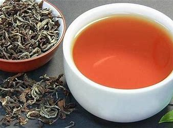 Unraveling the Distinctive Differences Between Oolong Tea and Yellow Tea