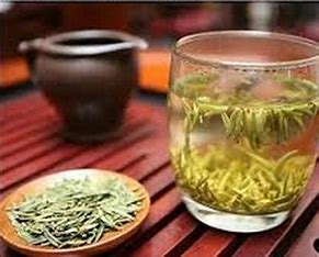 The Differences and Connections Between Yellow Tea and Black Tea