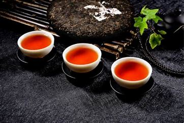 Connections and Differences Between Pu’er Tea and Black Tea